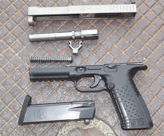 strike one szetszedve kicsi